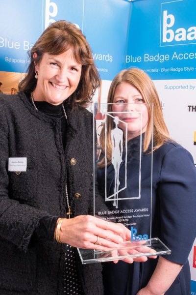 Joanne Dunne from Kings Head Cirencester Receives Best Boutique Hotel